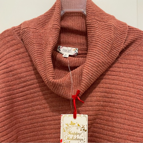 NWT Medium Pink Rose Brand Sweater. Color Soft Bronze - Picture 5 of 7